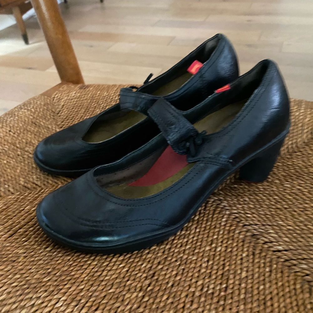 Women’s Camper Mary Jane Heel size 8